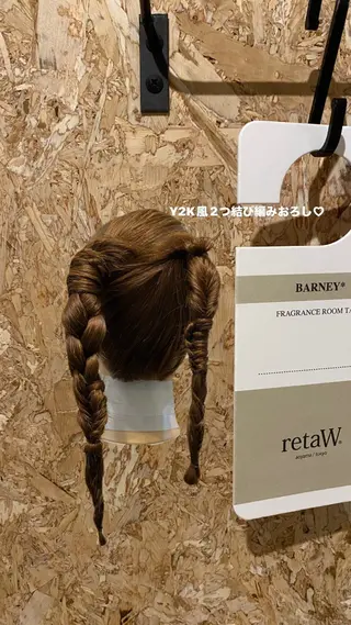 ロング ヘアアレンジ hair and lifestyleSOHO所属・SOHO サラのヘアスタイル