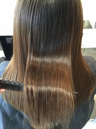 セミロング ブリーチ/ヘアケア/ 艶髪/イギチハルのヘアスタイル