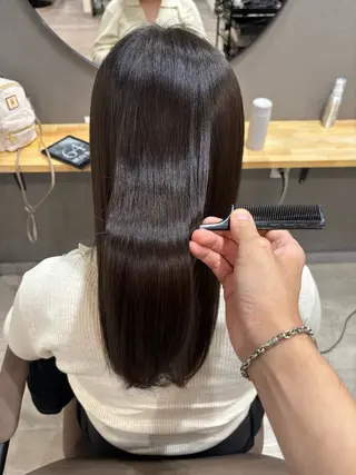 ロング ans(アンス)所属・山上 佳汰/髪質改善/艶髪のヘアスタイル