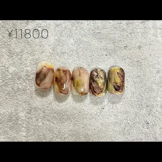 ネイル KUROIWA KAORIのネイルデザイン