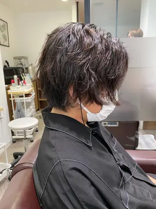ミディアム パーマ メンズ メンズ特化型美容師 栗山勇人のヘアスタイル