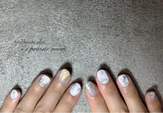 ネイル LAVISH nail salonのネイルデザイン