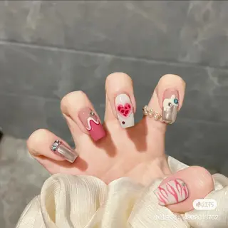 ネイル Eveネイル チップスカルプ専門店のネイルデザイン