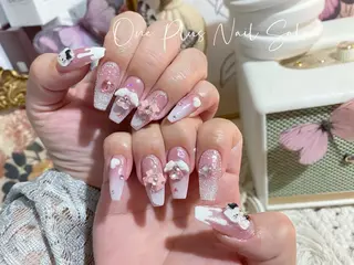 ネイル One Plus Nail Salonのネイルデザイン