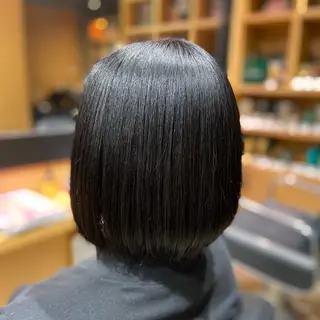 ショート カラー IWASHITA TAKESHIのヘアスタイル