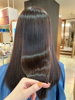 ロング ラシェンテ（Aja）川西所属・カラーリスト Rioのヘアスタイル