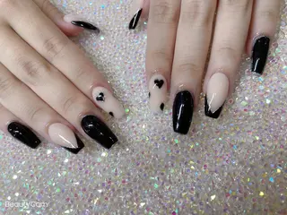 ミディアム ネイル 《LB》ラブリエ Nail&eyeのマツエク・マツパデザイン