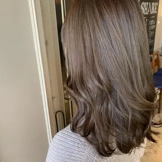 ミディアム 悩み解決/艶髪/ LISAのヘアスタイル