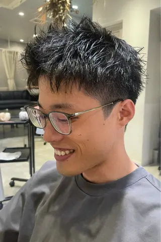 ショート メンズ 藤崎百道メンズカット Zina/森井唯央のヘアスタイル