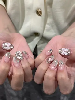ネイル GO TODAY SHARE SALON 新宿Gratia店所属・RURU nailのネイルデザイン