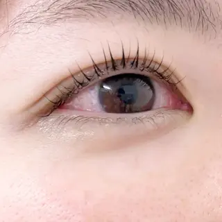 マツエク・マツパ Eyelash&Eyebrow uni所属・岸本 千里の眉毛・アイブロウイメージ