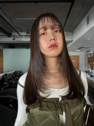 ロング NORA Journey所属・ブリーチカラー/ブロ ンドレイヤーカットのヘアスタイル