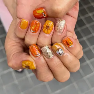 ネイル 河野 弥月のネイルデザイン