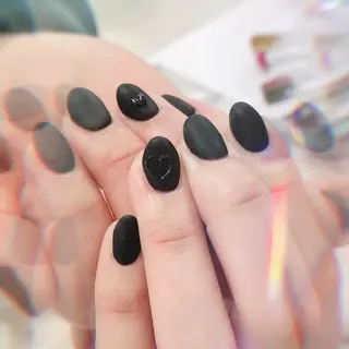 ミディアム ネイル 💎ビューティサロン 湘南　RIRAN💎のネイルデザイン