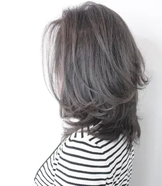 ミディアム カラー ヘアアレンジ Mariana/ 鶴原-ハイライトのヘアスタイル