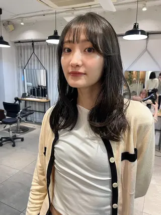 セミロング カラー ナチュラルなhair / ヨシダトモキのヘアスタイル