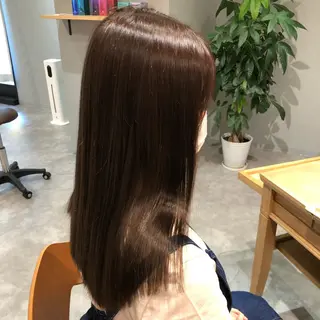 ロング カラー VIEWユリナ メイク/ カットのヘアスタイル