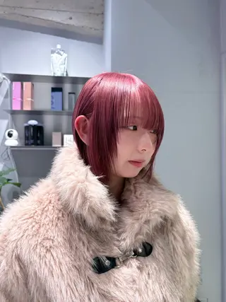 ミディアム カラー 菜々🫧新宿 透明感ケアブリーチのヘアスタイル