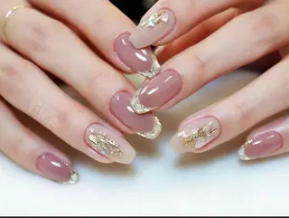 ネイル MOA NAIL所属・MoaNail🫶 Yoshiのネイルデザイン