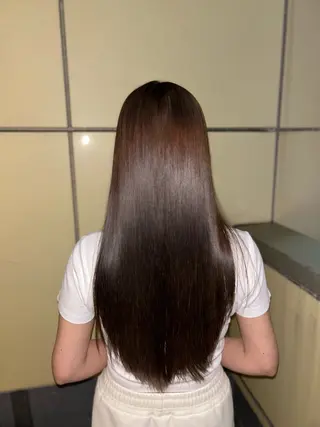 ロング UILLY .のヘアスタイル