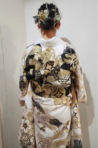 COLO✨️ 白川綺香のヘアスタイル