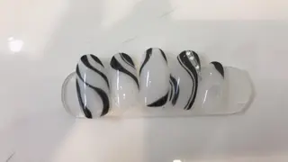 ネイル brilliant s.kのネイルデザイン