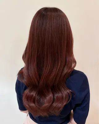 ロング カラー レイヤーカット／ おがわゆいり౨ৎ˚⟡のヘアスタイル