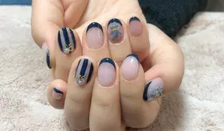 ネイル t. yoshizawaのネイルデザイン