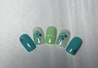 ネイル 💅E•U•B NAIL🌹所属・横浜市中区曙町 ネイルE·U·Bのネイルデザイン