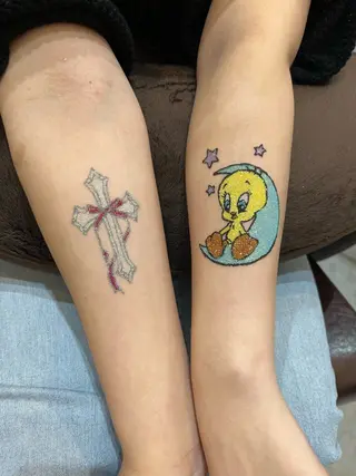 Agu hair time所属・time_ メラニーのヘアスタイル