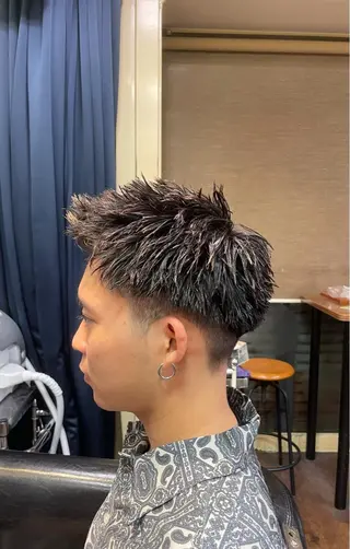 ショート OZON所属・⚡️メンズヘア専門 一瀬の眉毛・アイブロウイメージ