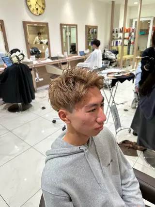 ショート カラー メンズ 渡邉 理央のヘアスタイル