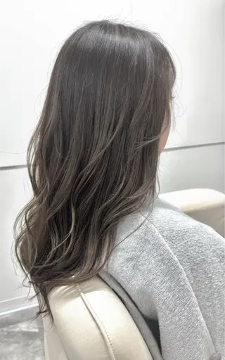 セミロング カラー LA LEDENSI  仙台東口店所属・氏家 一磨の眉毛・アイブロウイメージ