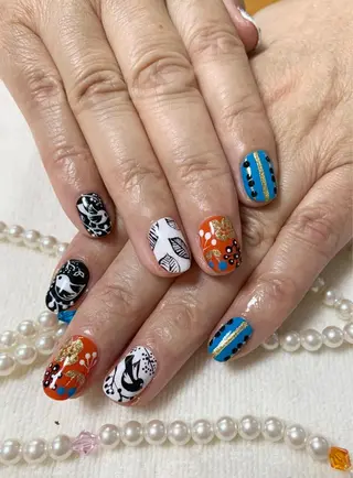 ネイル 手塚 里奈のネイルデザイン