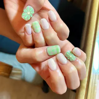 ネイル GO TODAY シェアサロン 表参道Colore店所属・K. Ayanaのネイルデザイン