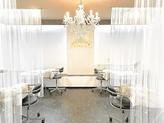 マツエク・マツパ アイブロウ tiara 梅田店のマツエク・マツパデザイン