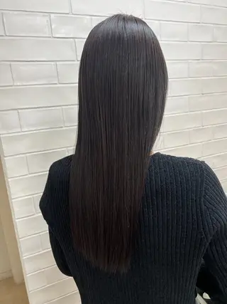 ロング Hair Make NEWYORK　稲荷町店所属・moe 🍀美髪矯正 ツヤツヤストレートのヘアスタイル