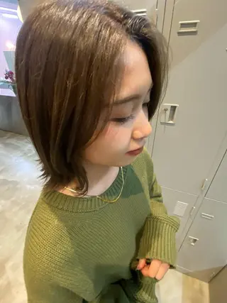 ミディアム yara reinのヘアスタイル