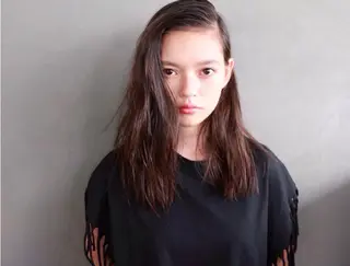 ミディアム カラー パーマ 中原 梨沙のヘアスタイル