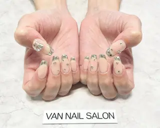 ネイル Van Nail Salonのネイルデザイン