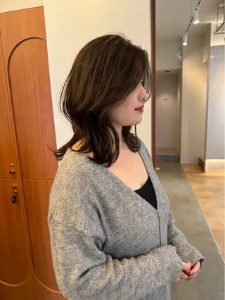 カラー 西 柚のヘアスタイル