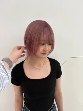 ミディアム Haruna/河原町 ハイトーン🤍のヘアスタイル