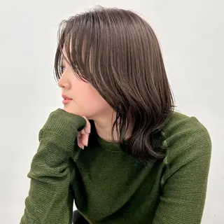 ミディアム カラー ブリーチなし/レイヤ ー特化🌈Tommyのヘアスタイル
