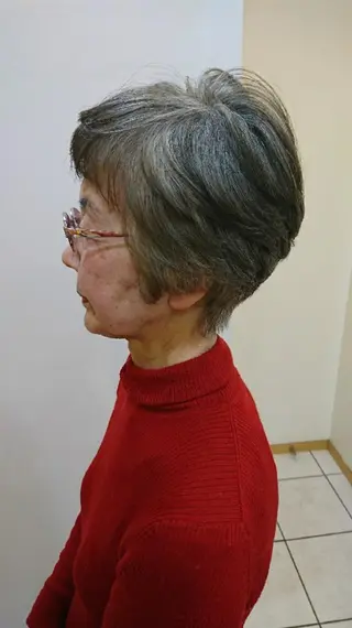 ショート 齋藤  愛美のヘアスタイル