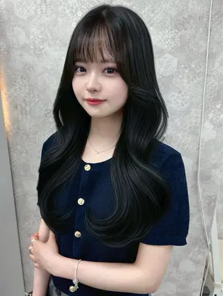 ロング カラー ヘアアレンジ 💕ブリーチ/ヘアメ 🎀YUUKAのヘアスタイル