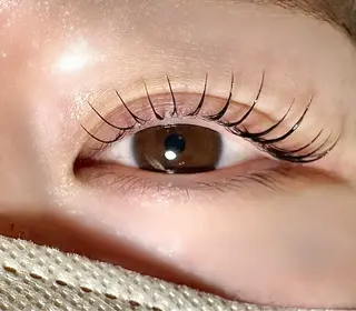 マツエク・マツパ 一重/ケア特化🫧 Sails.北堀江のマツエク・マツパデザイン