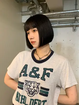 カラー ハッシュカット/ MAYAのヘアスタイル