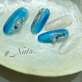 ネイル 土居 夏美のマツエク・マツパデザイン