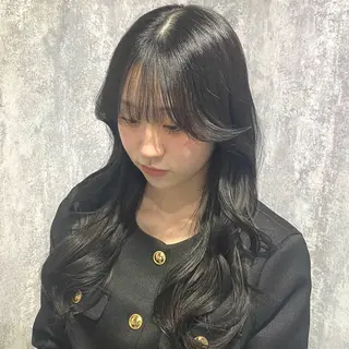 ロング カラー shiori/透明感 /顔周り/髪質改善のヘアスタイル