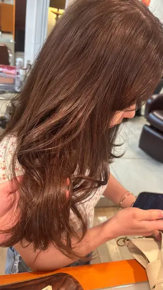 ロング カラー ラルテ青山店所属・滝沢 ののかのヘアスタイル